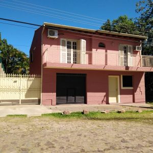 Casa dos plantas mariano Roque Alonso